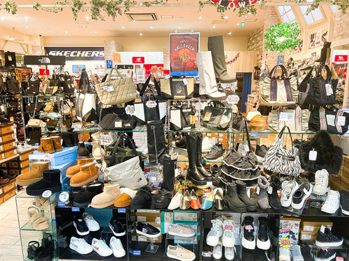 Parade婦人側店頭